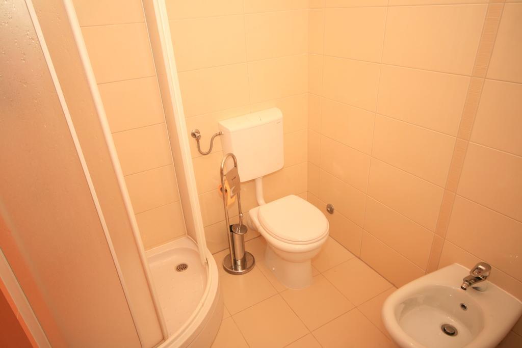 Ruzmarinka 4* Daire Baška Dış mekan fotoğraf