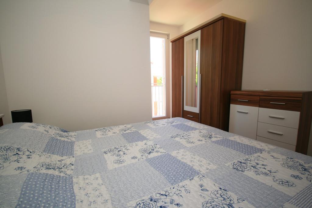 Ruzmarinka 4* Daire Baška Dış mekan fotoğraf