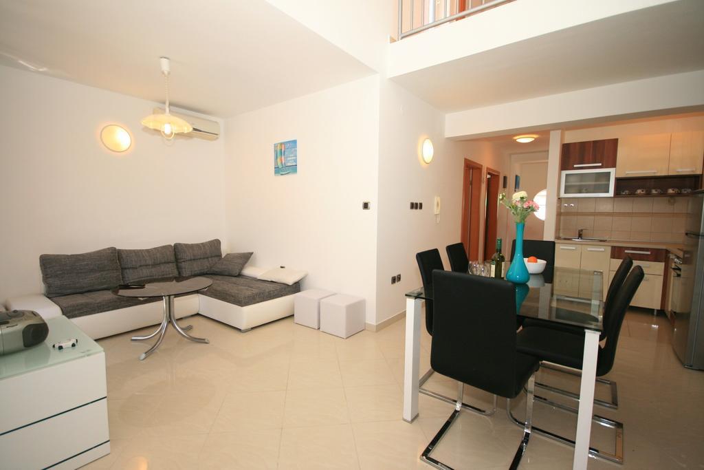 Ruzmarinka 4* Daire Baška Dış mekan fotoğraf