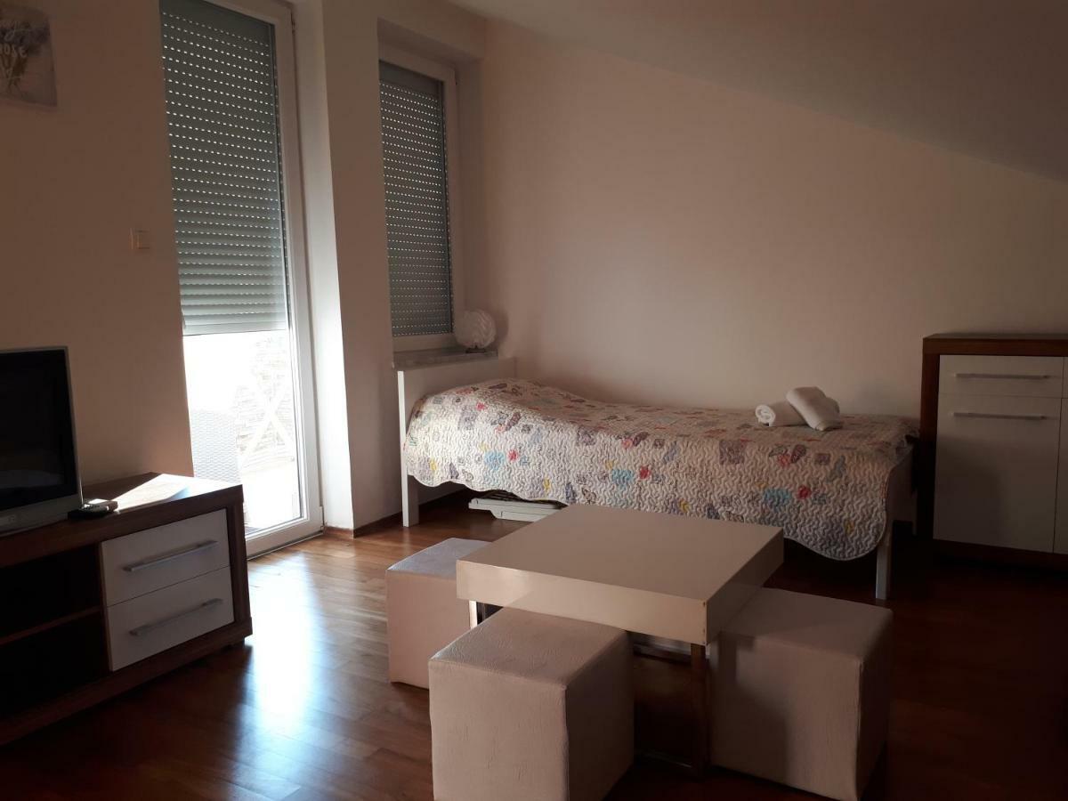 Ruzmarinka 4* Daire Baška Dış mekan fotoğraf