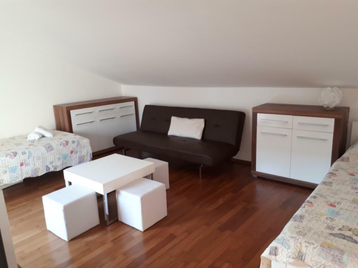 Ruzmarinka 4* Daire Baška Dış mekan fotoğraf